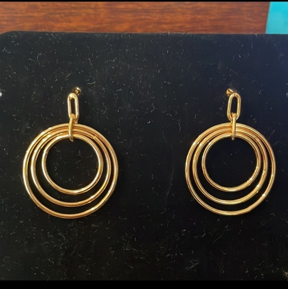 REVOLVE Jewelry - Revolve 18k gold plated earrings
